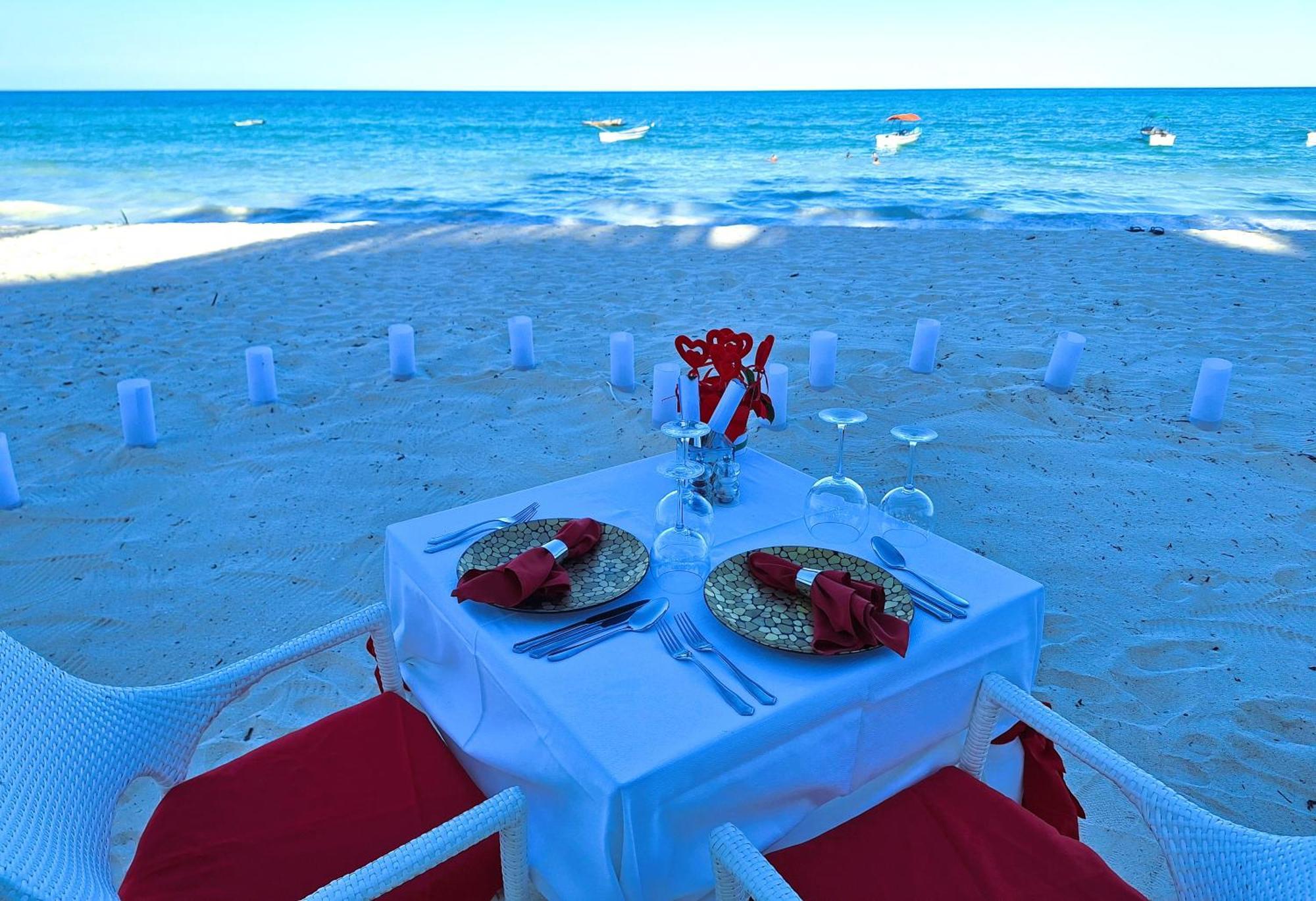 Bianco Azzurro Hotel & Restaurant Pwani Mchangani Extérieur photo