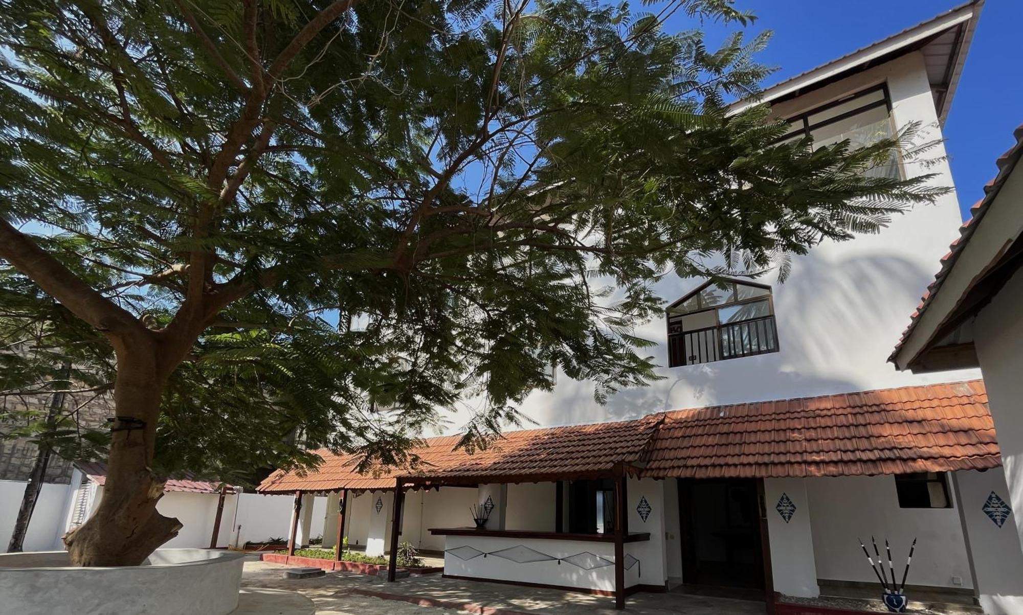 Bianco Azzurro Hotel & Restaurant Pwani Mchangani Extérieur photo