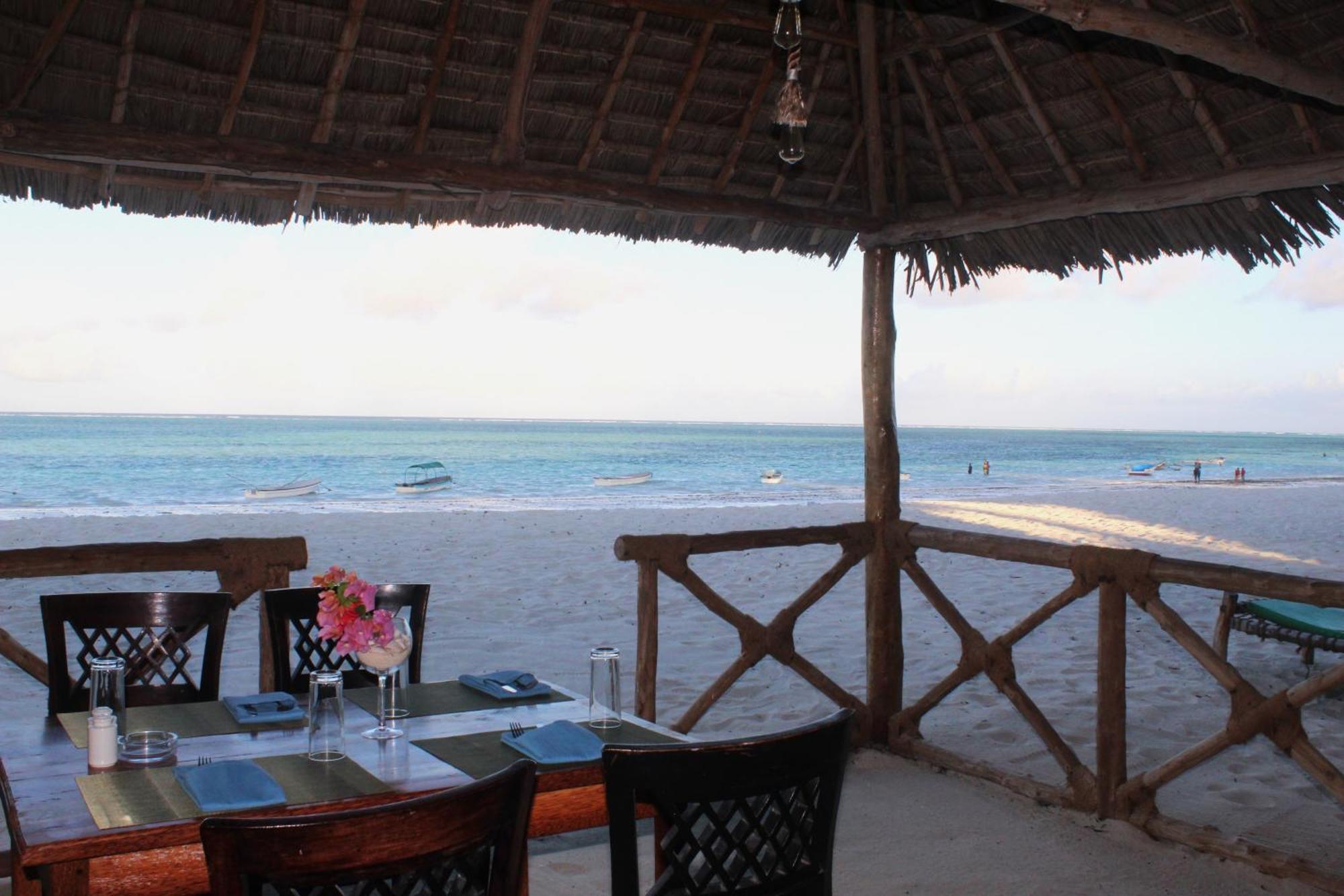 Bianco Azzurro Hotel & Restaurant Pwani Mchangani Extérieur photo