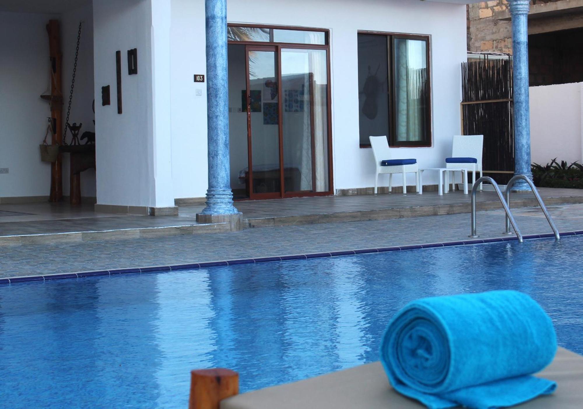 Bianco Azzurro Hotel & Restaurant Pwani Mchangani Extérieur photo